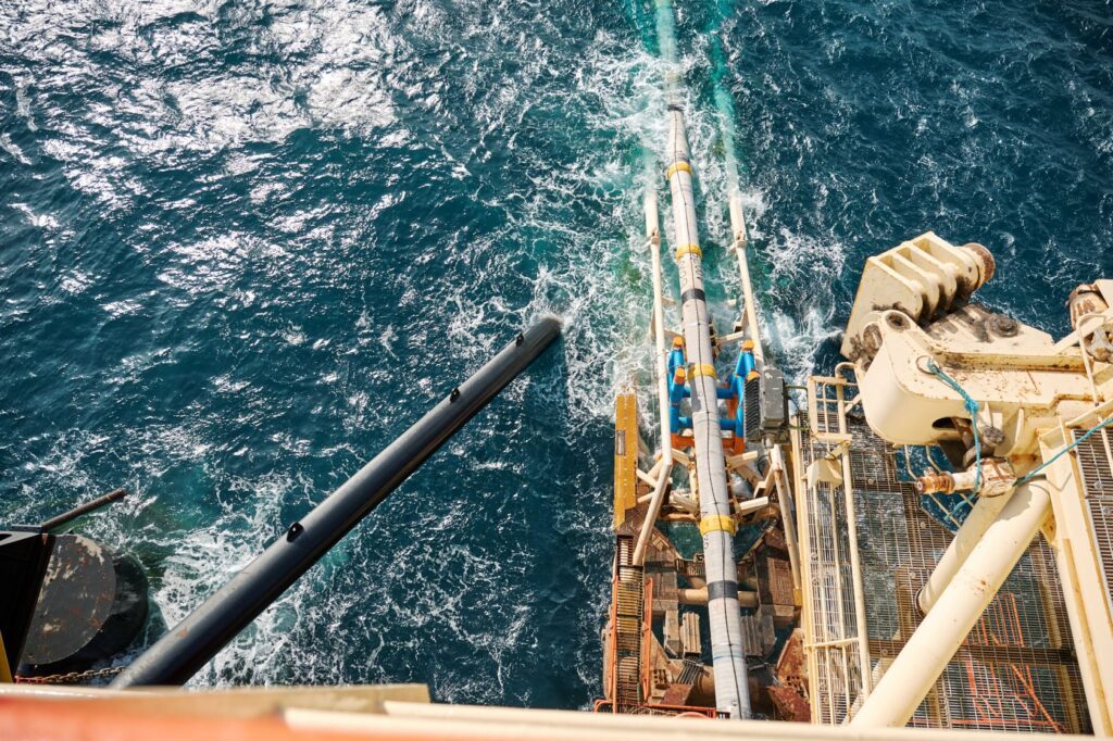 Castoro Sei pipelay activity during shore pull operations