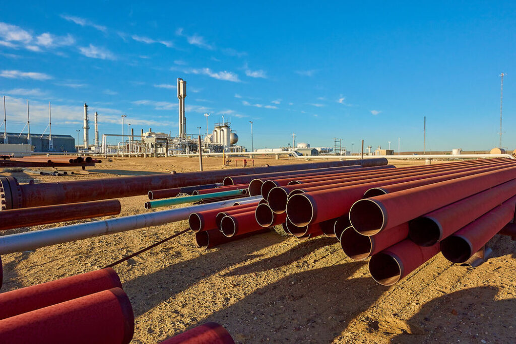 Douglas Processing Plant - pipe and plant