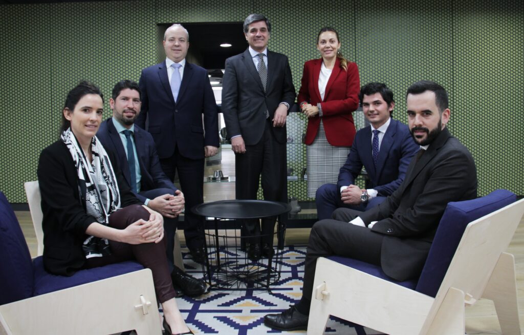 001_grupo_clientes_Pavilion_20200219